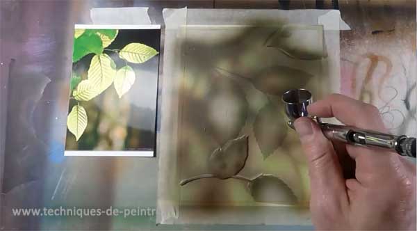 02-peindre-l'arrière-plan-à-l'aérographe-techniques-de-peintre